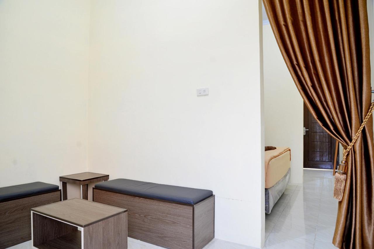 Haura Syariah Home Stay Bandar Lampung Eksteriør bilde