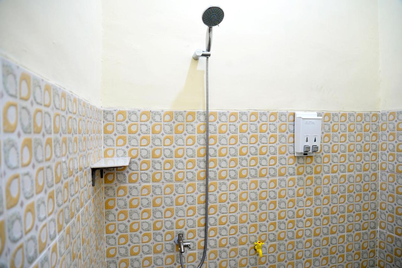 Haura Syariah Home Stay Bandar Lampung Eksteriør bilde
